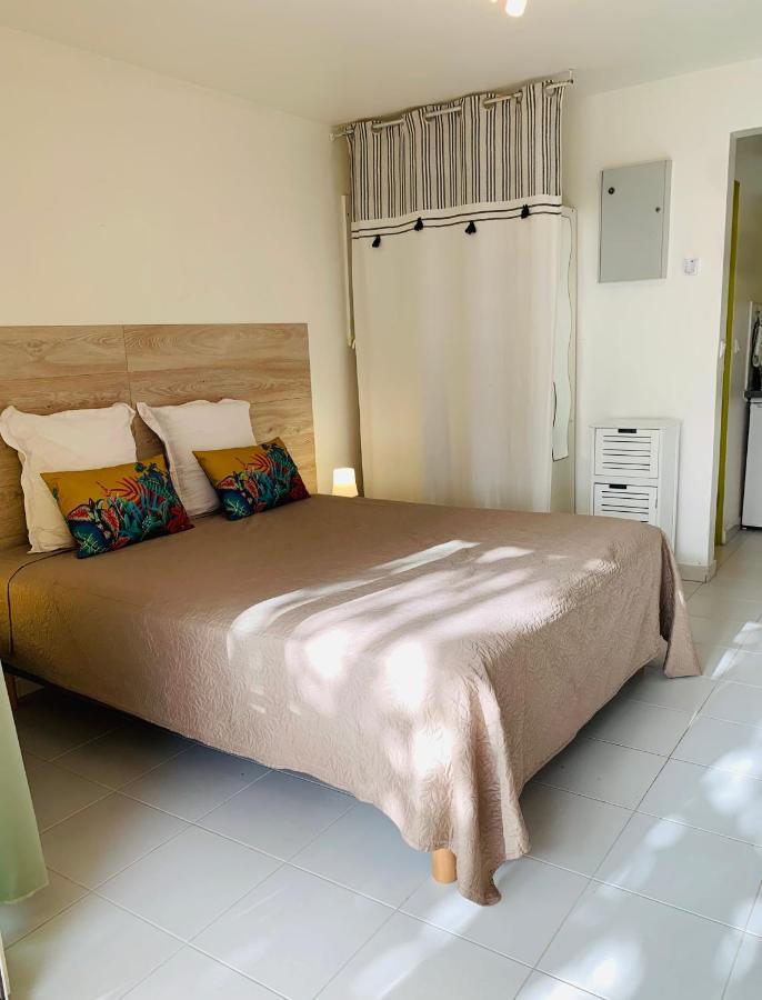 Superbe Studio Ultra Cosy A 2 Min De La Plage Sainte-Anne Exteriér fotografie