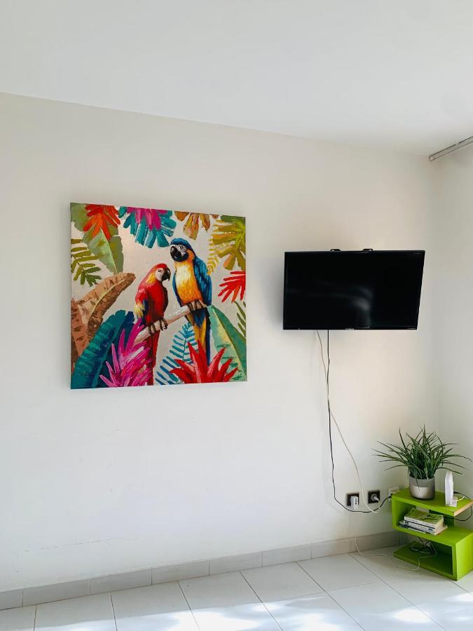 Superbe Studio Ultra Cosy A 2 Min De La Plage Sainte-Anne Exteriér fotografie